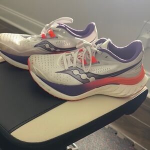 Saucony Women's Running Shoes - White and Purple